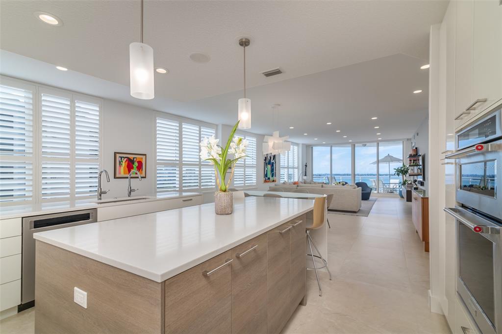 MARINA TOWER - Residential