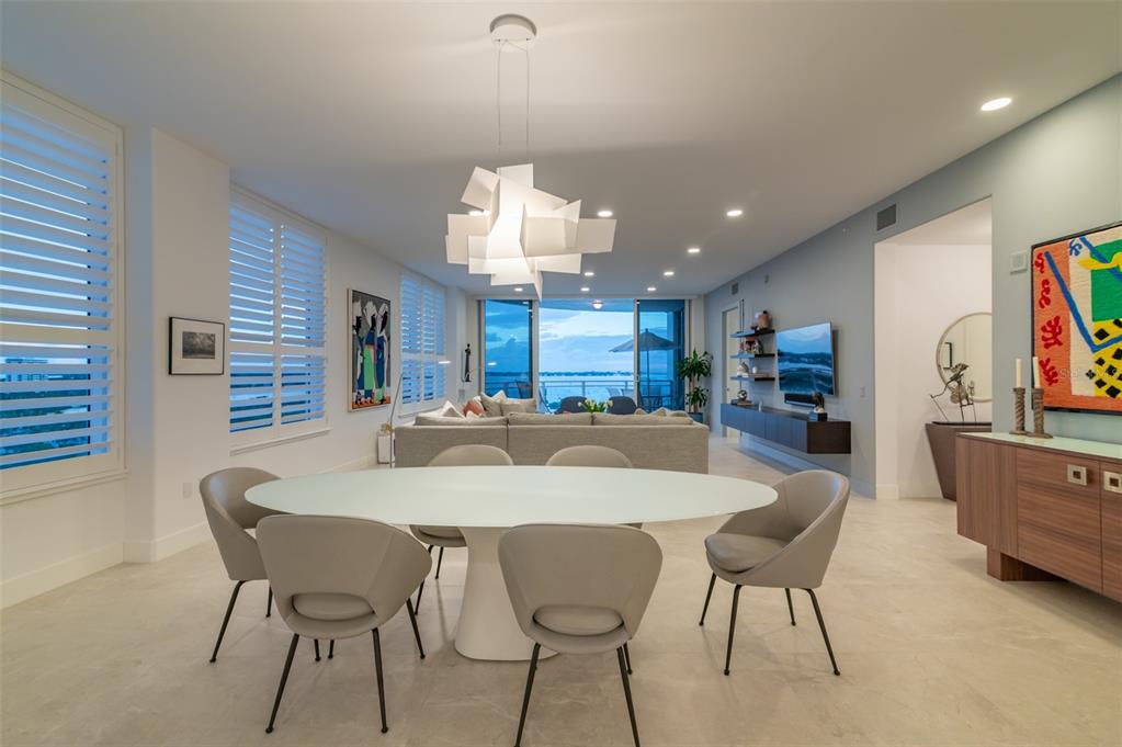 MARINA TOWER - Residential