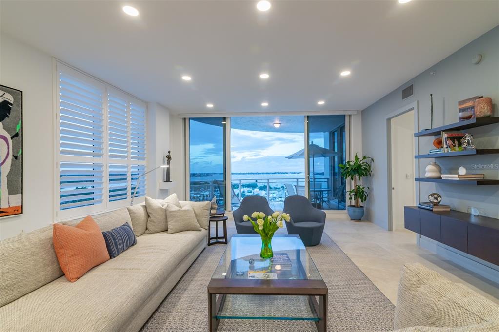 MARINA TOWER - Residential