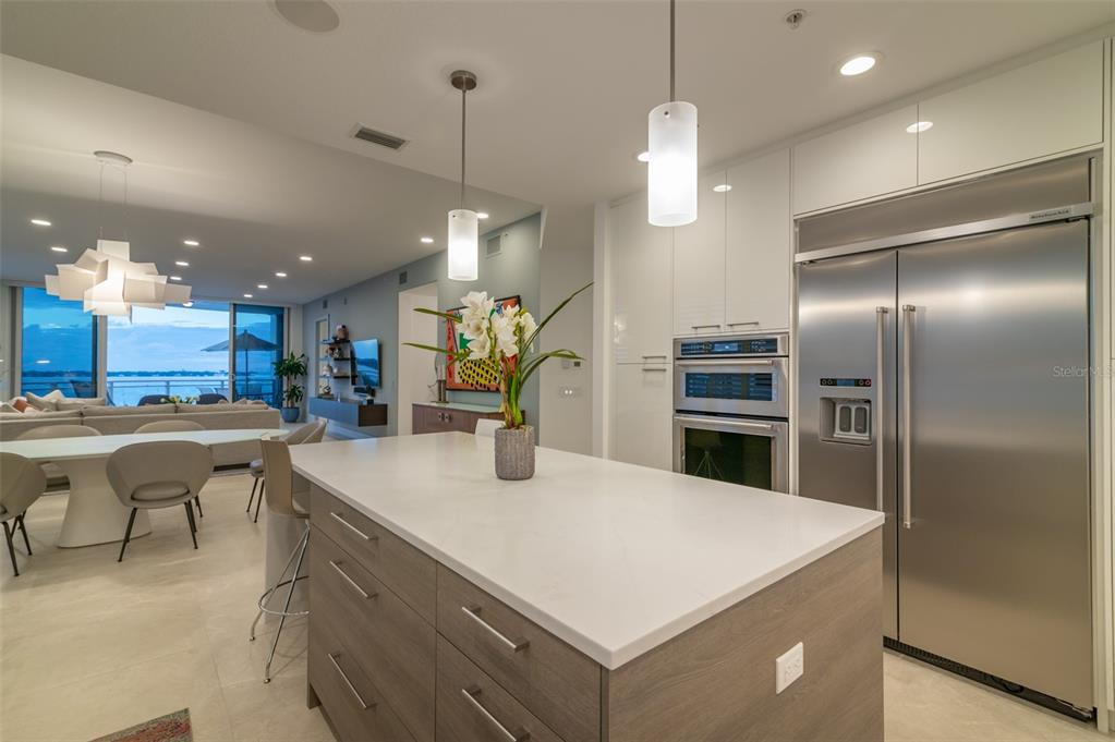 MARINA TOWER - Residential