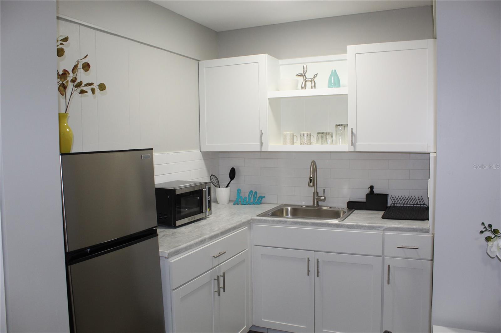 LAKE PASADENA DEV - Residential Lease