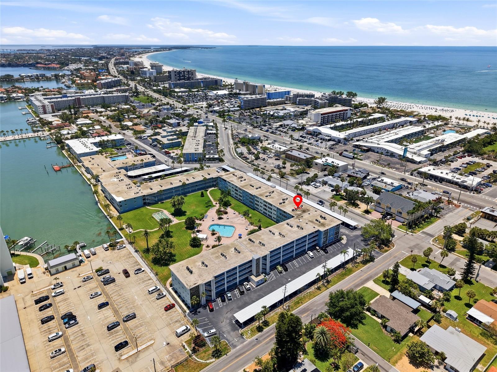 SYLVETTE CONDO - Residential