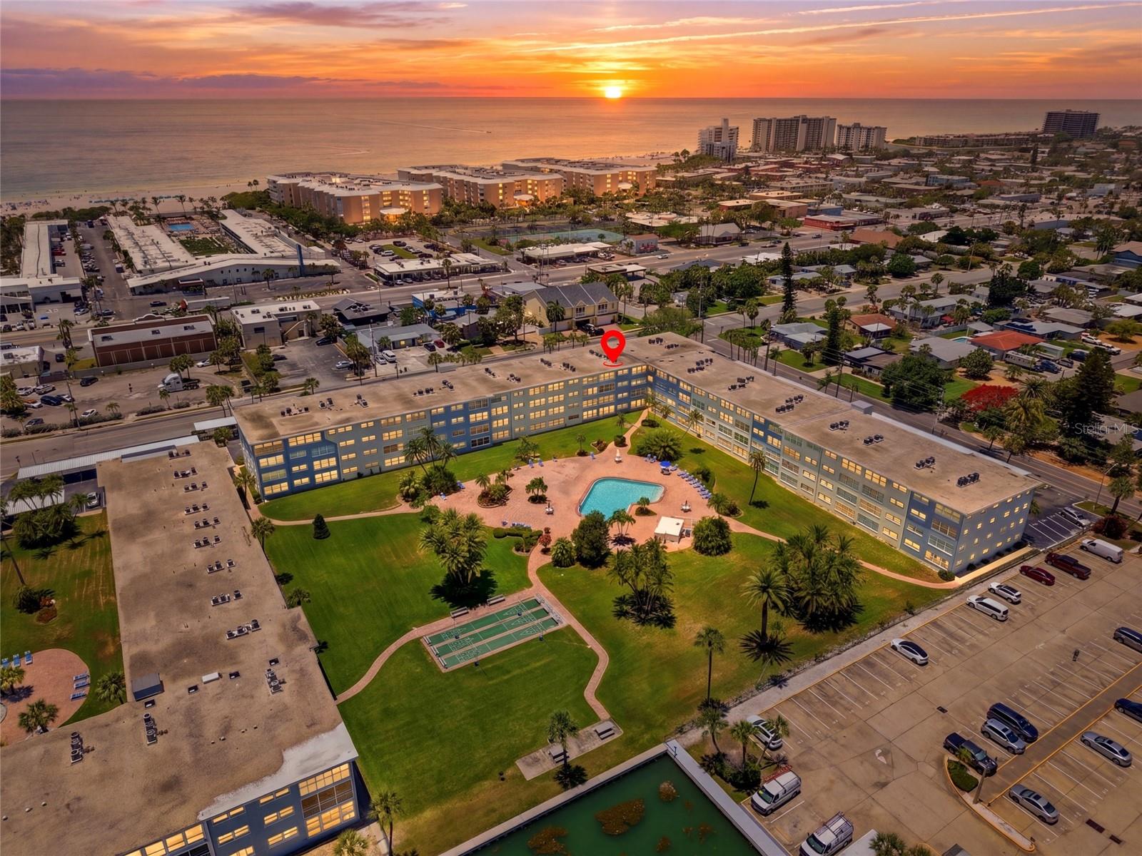 SYLVETTE CONDO - Residential