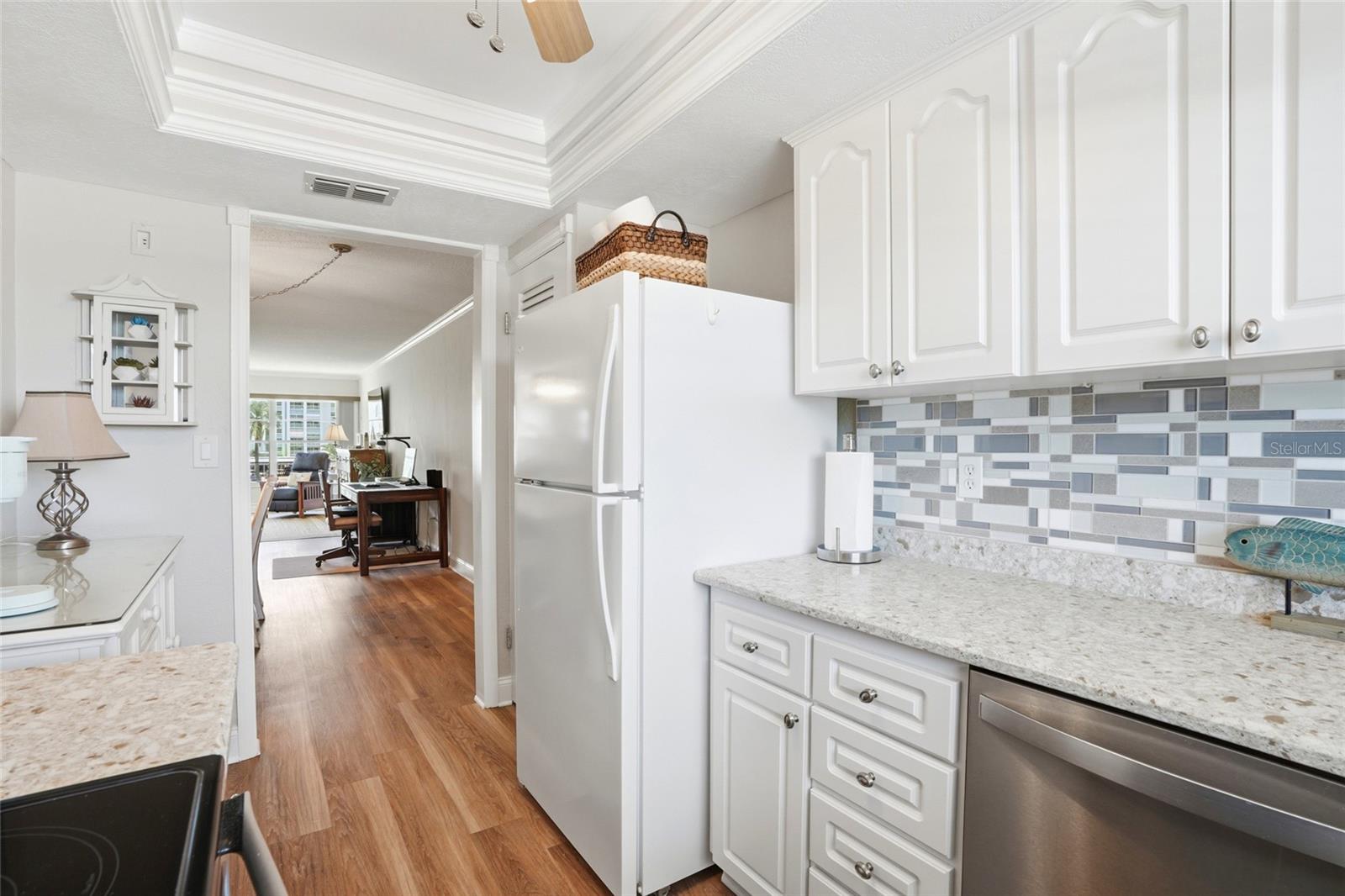SYLVETTE CONDO - Residential