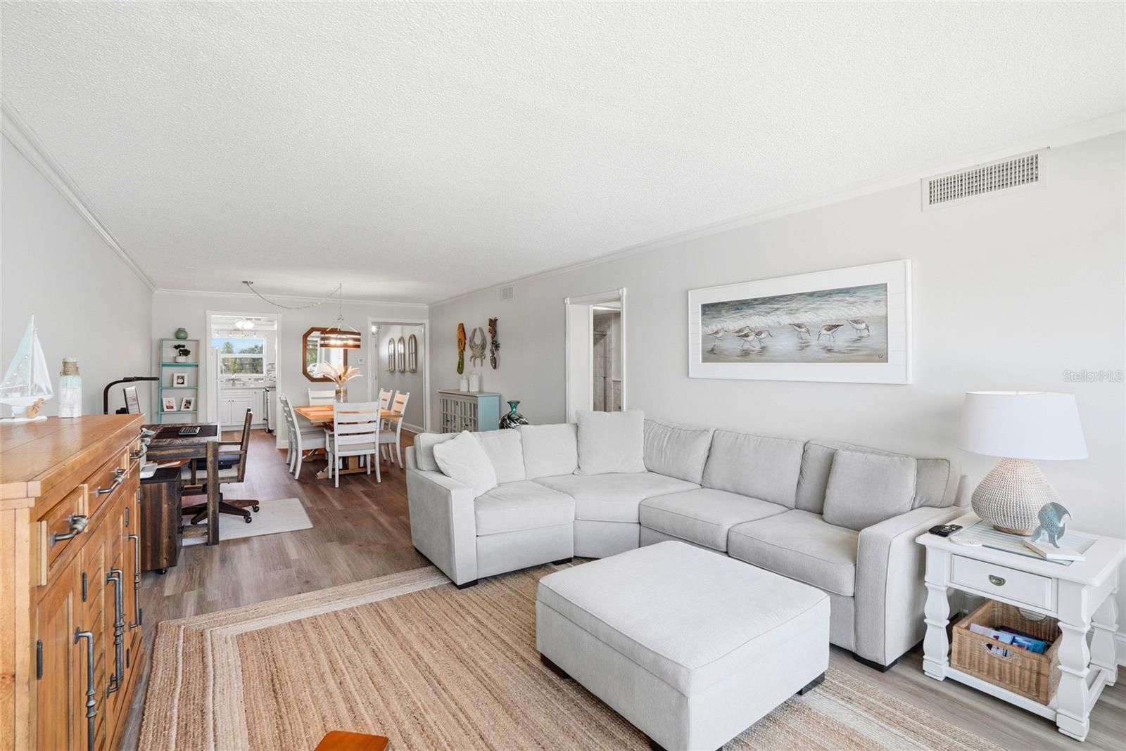 SYLVETTE CONDO - Residential