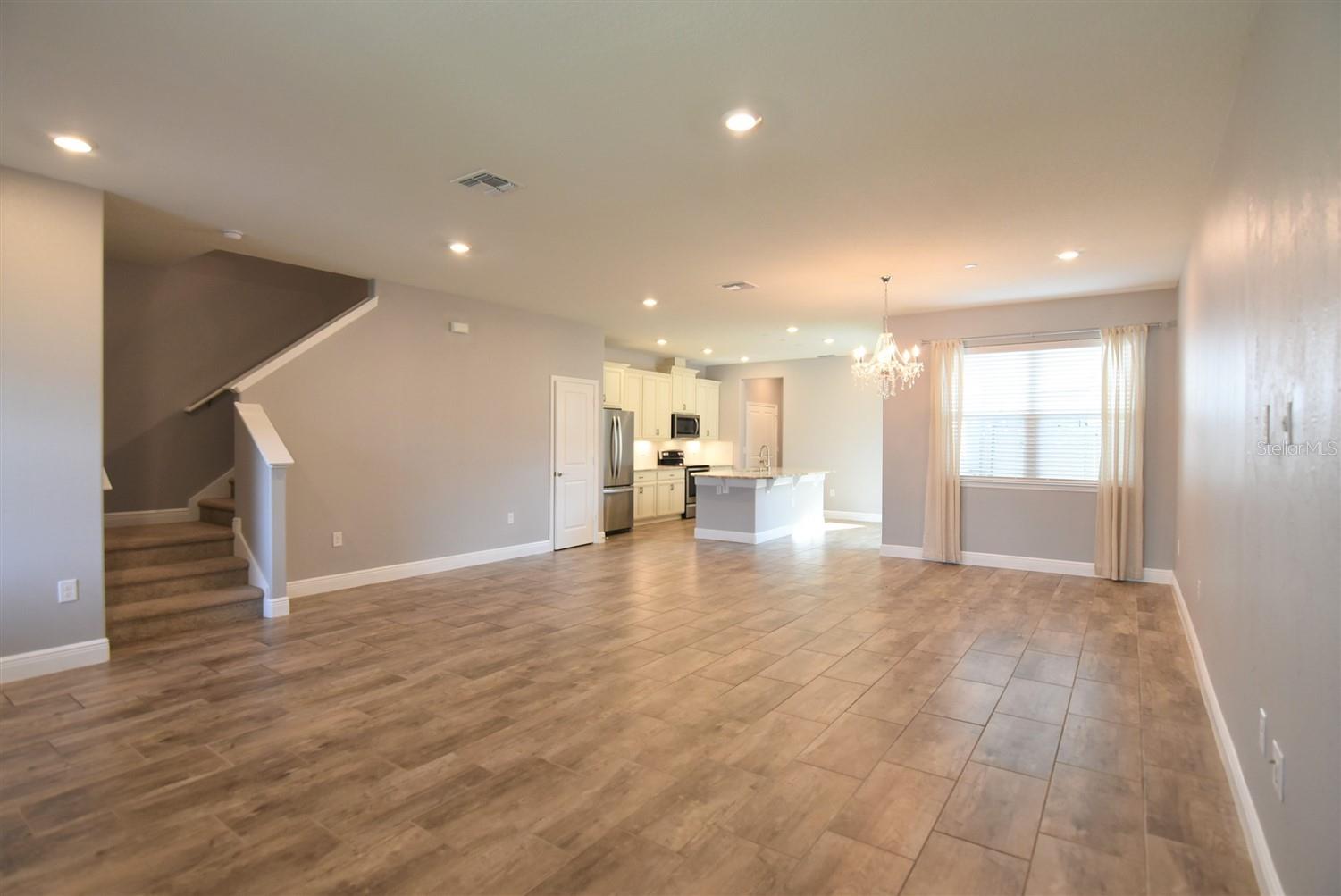 VINEYARDS/HORIZONS WEST PH 2B - Residential Lease