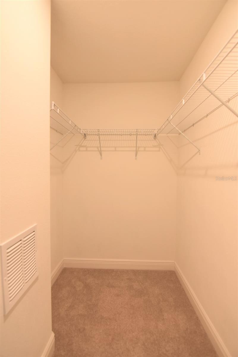 VINEYARDS/HORIZONS WEST PH 2B - Residential Lease