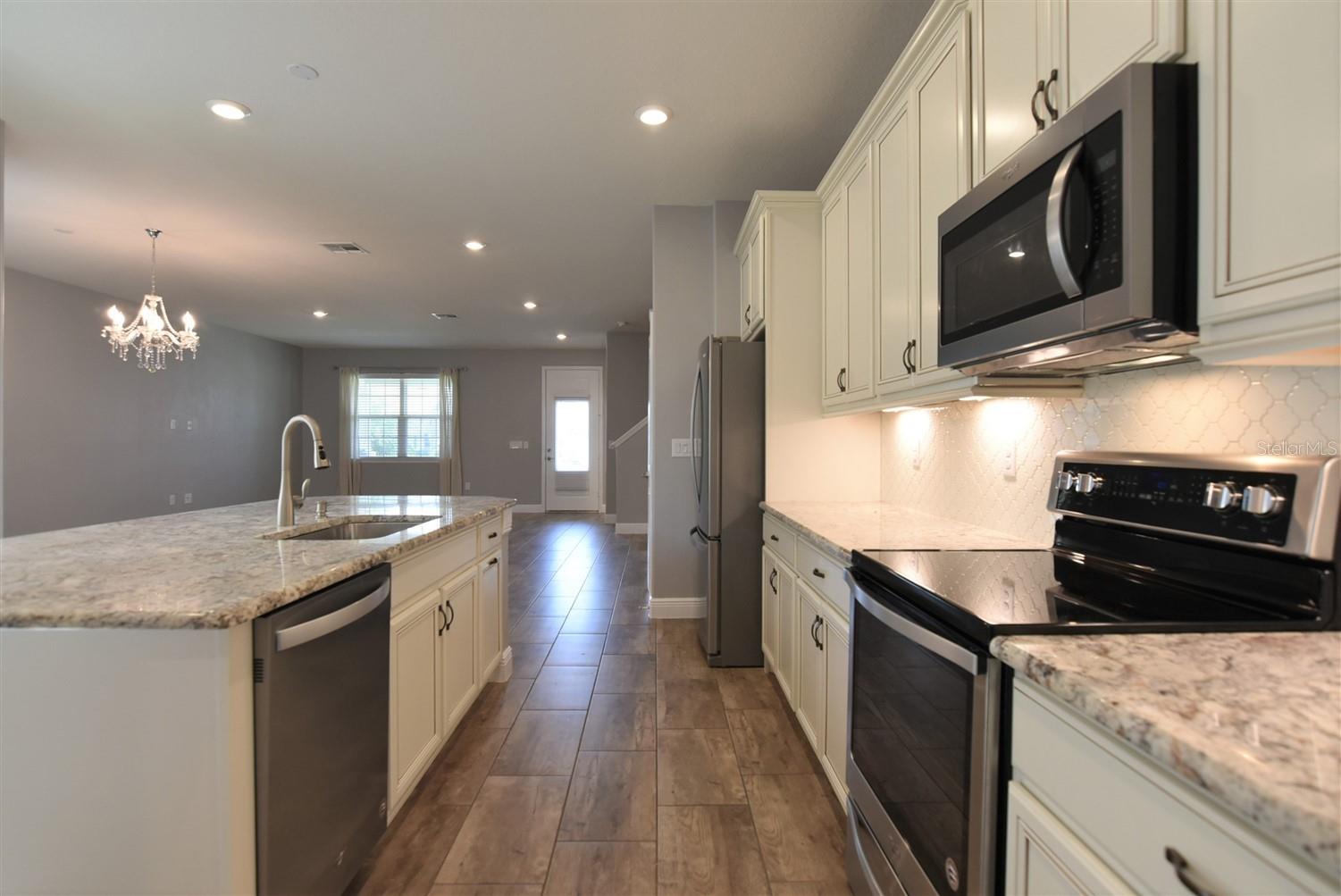 VINEYARDS/HORIZONS WEST PH 2B - Residential Lease