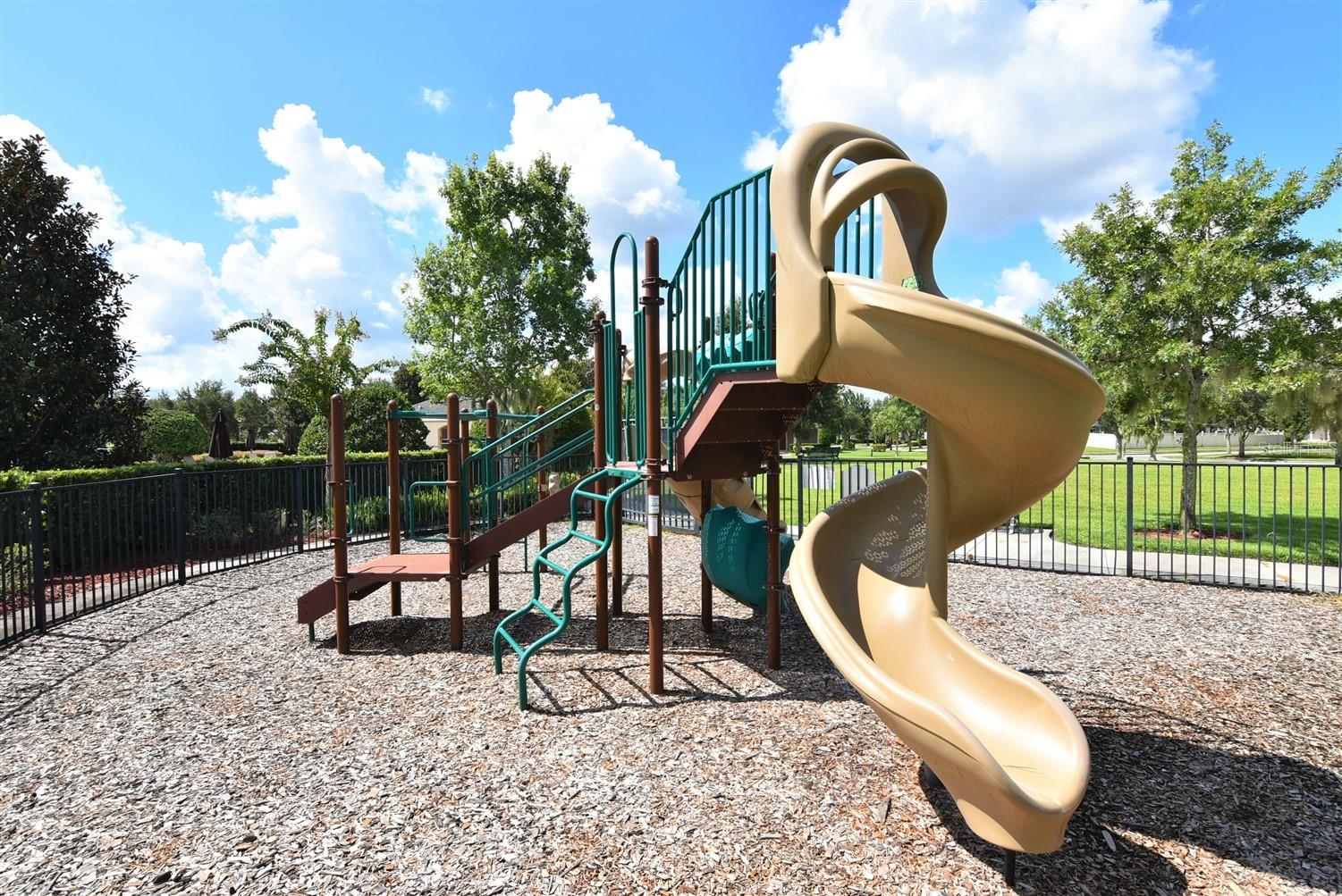VINEYARDS/HORIZONS WEST PH 2B - Residential Lease