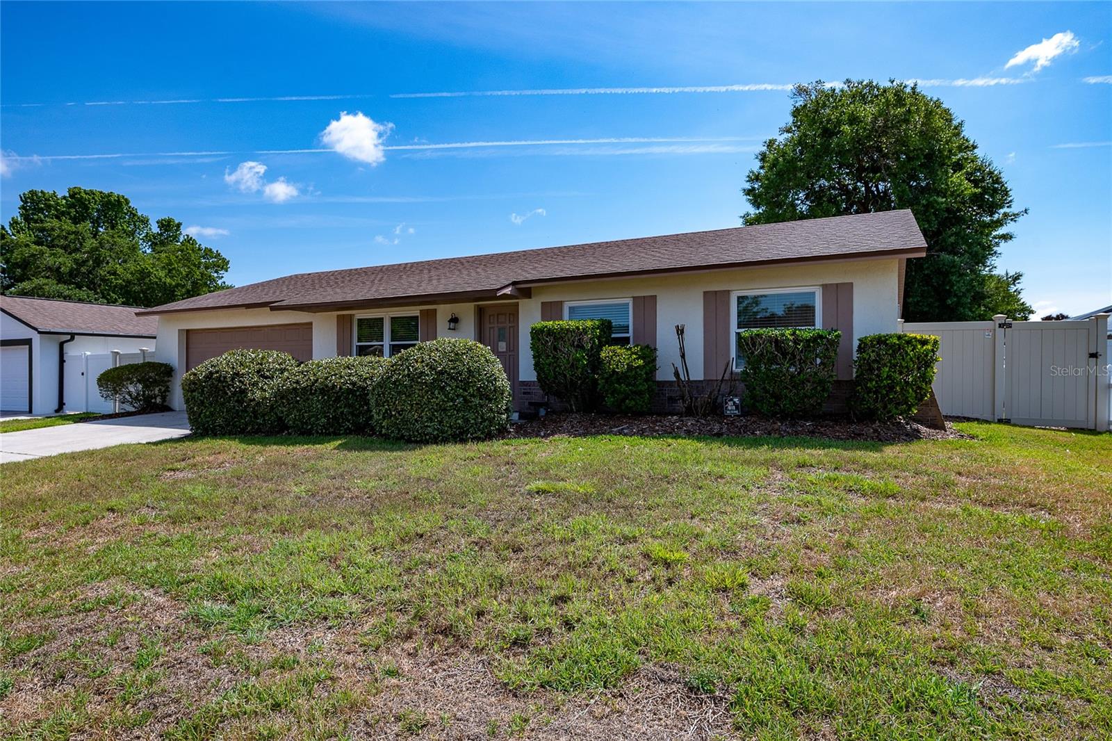 AZALEA WOODS - Residential
