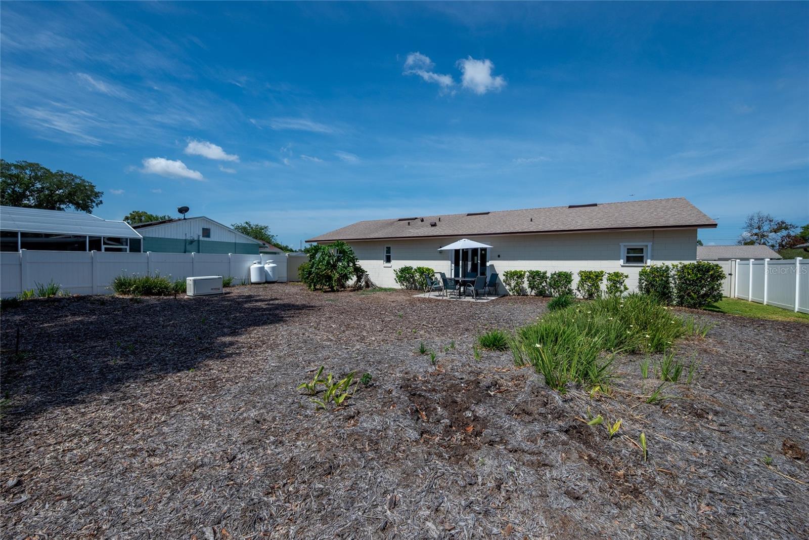 AZALEA WOODS - Residential