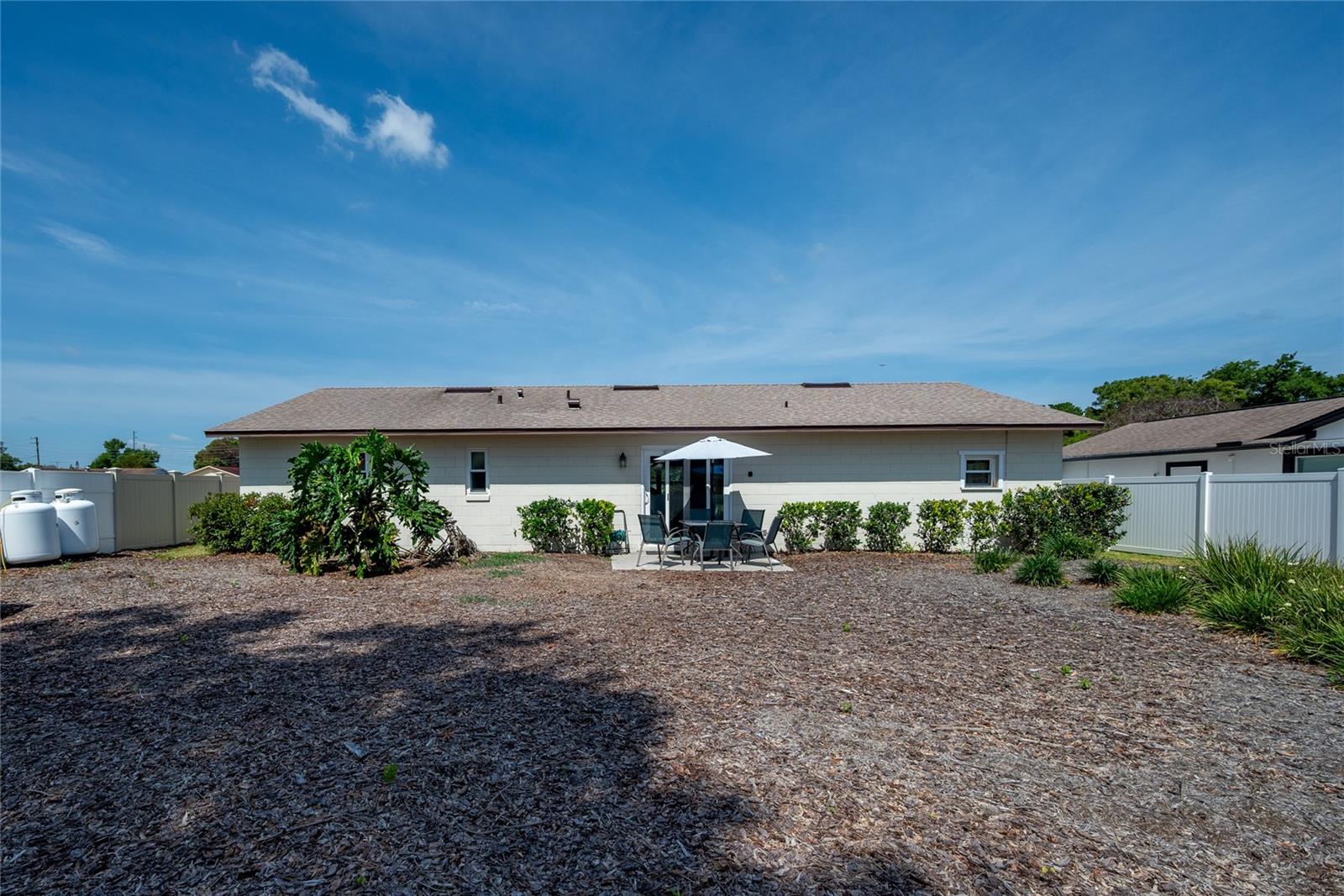 AZALEA WOODS - Residential