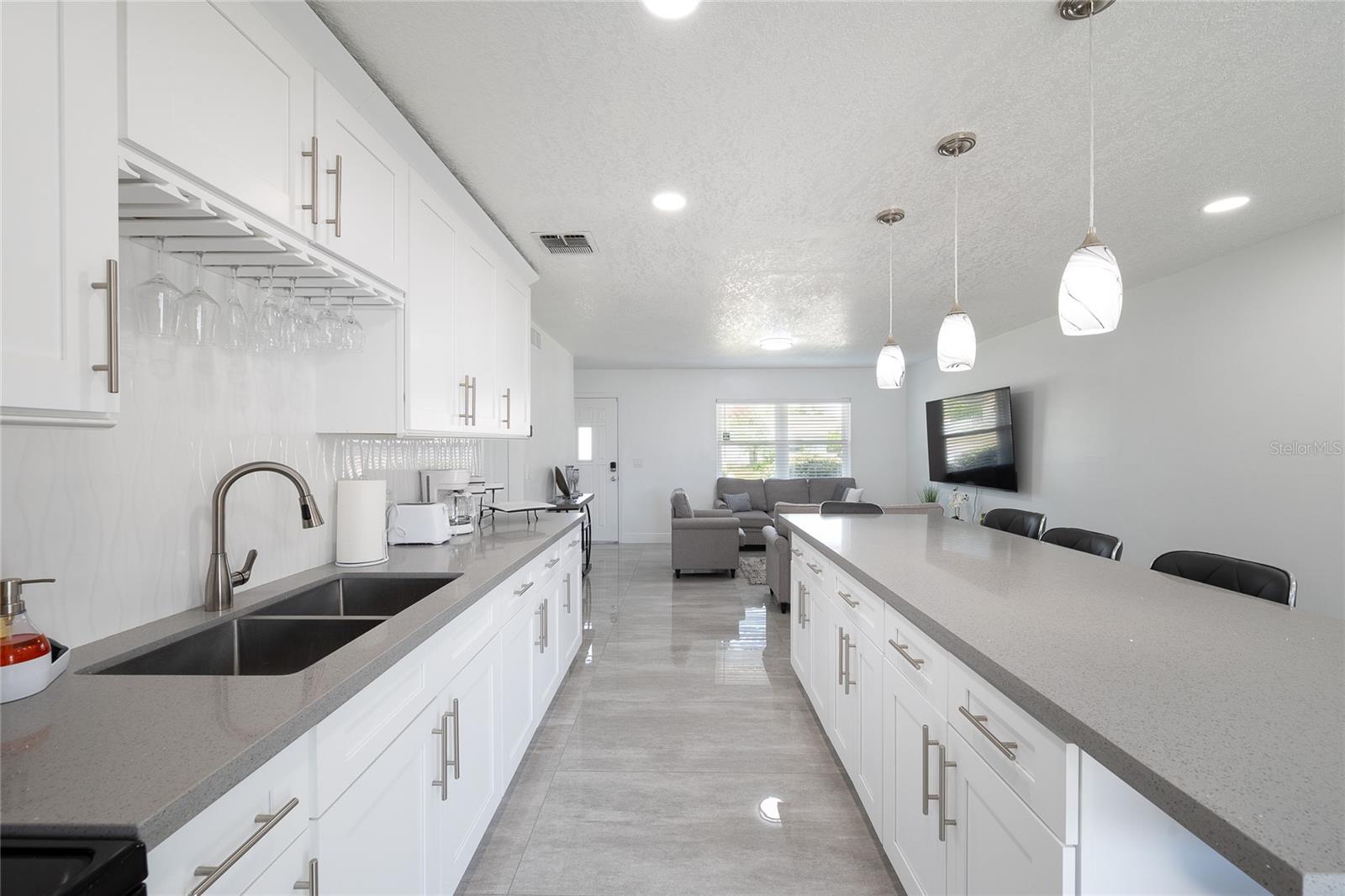 AZALEA WOODS - Residential