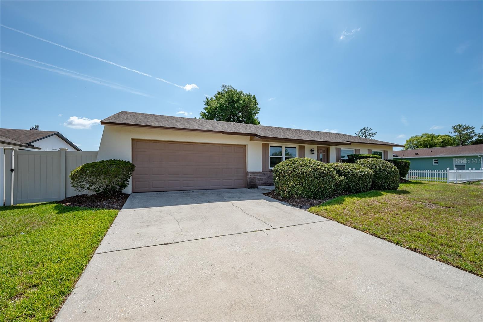 AZALEA WOODS - Residential