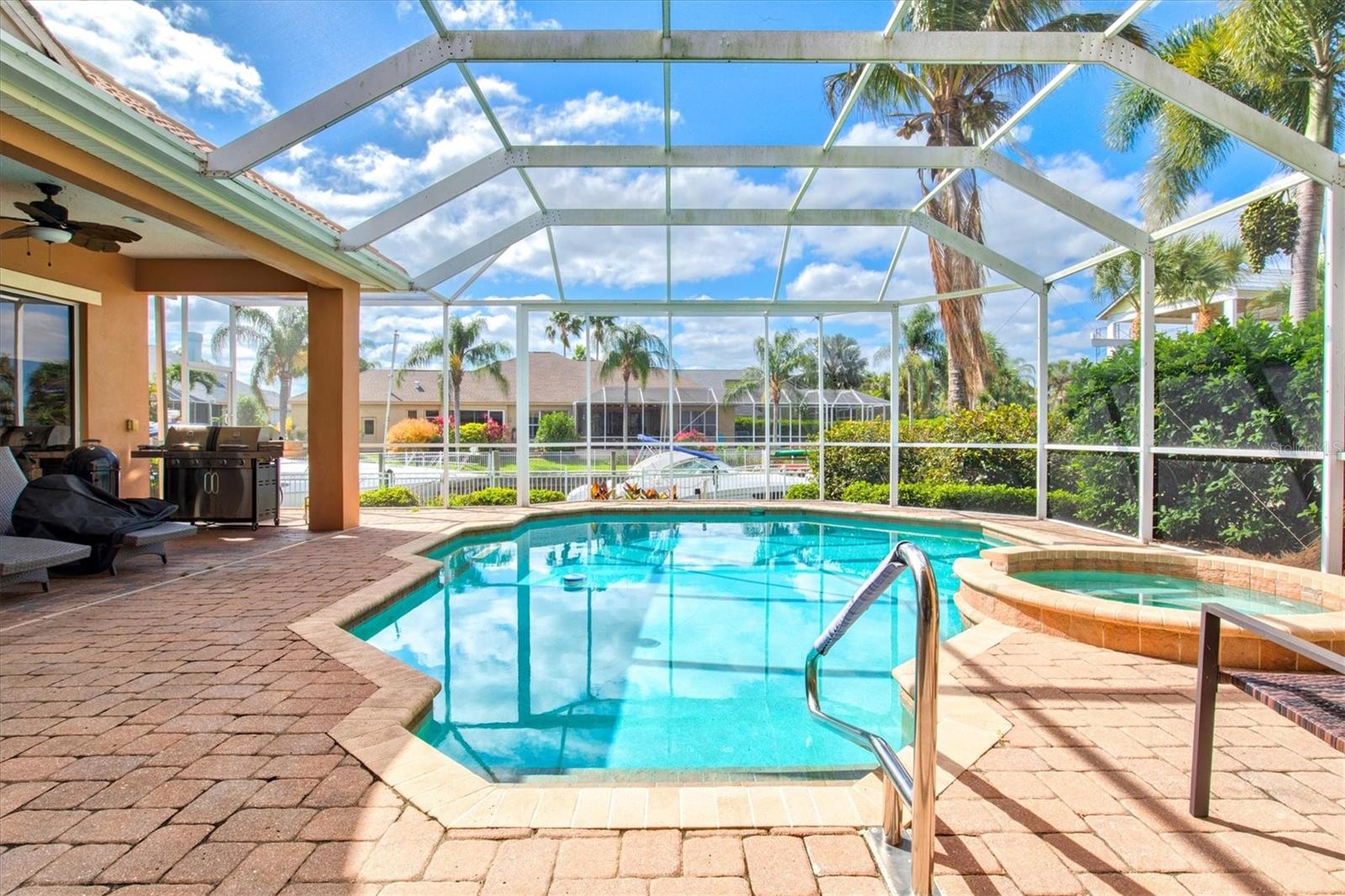 HARBOUR WALK/RIVERDALE - Residential