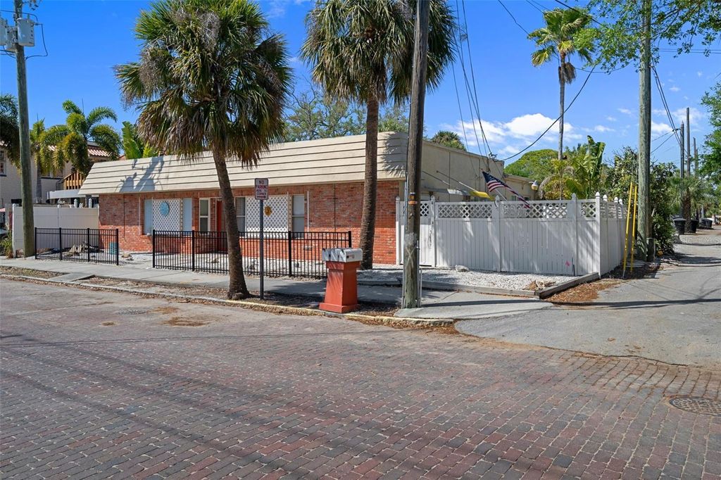 Photo of 5437 29th Avenue S, Gulfport, FL 33707 (MLS # TB8494269)