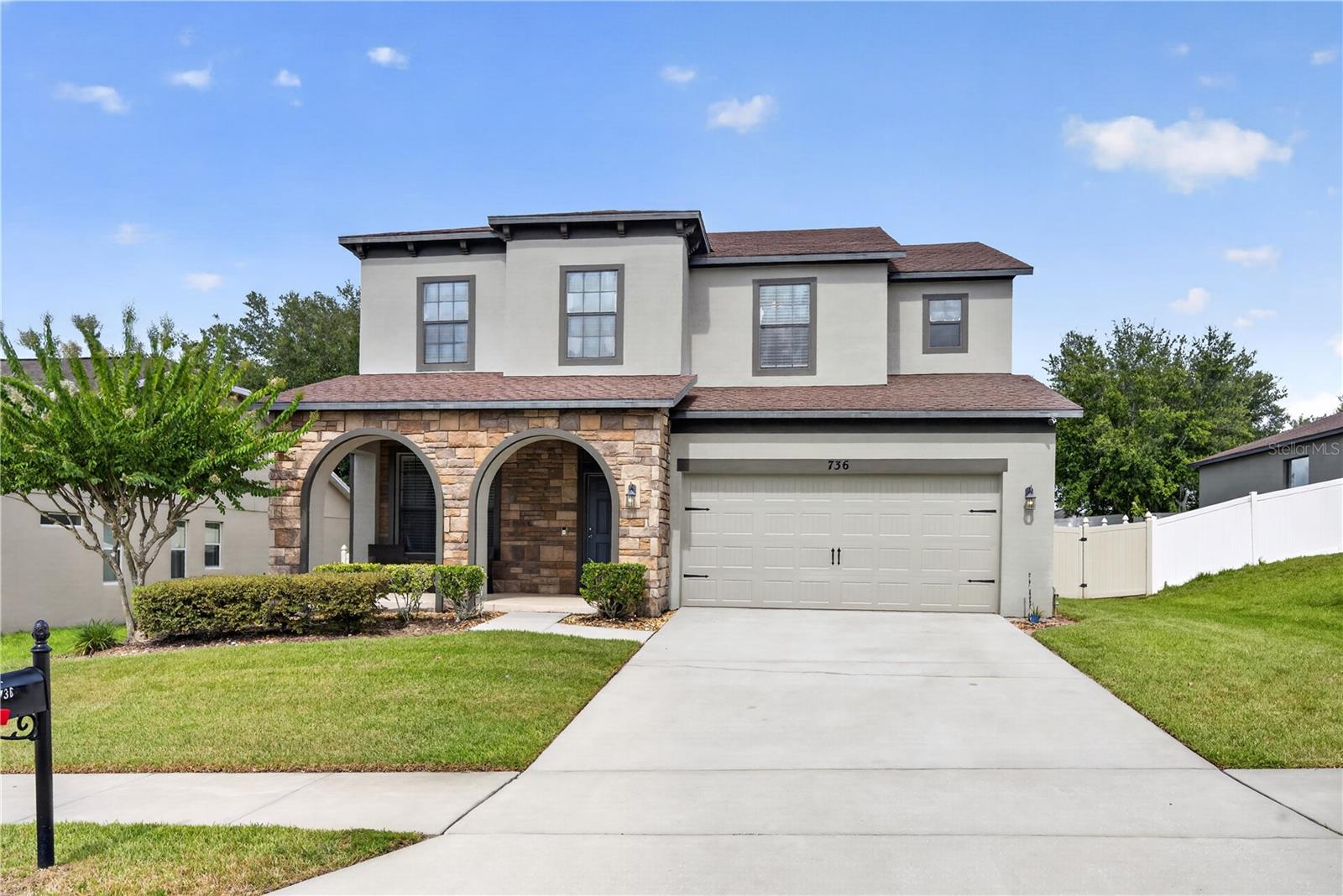 736 WOODS LANDING DRIVE