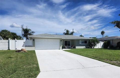 Photo of 11497 63rd Avenue, Seminole, FL 33772 (MLS # TB8548609)