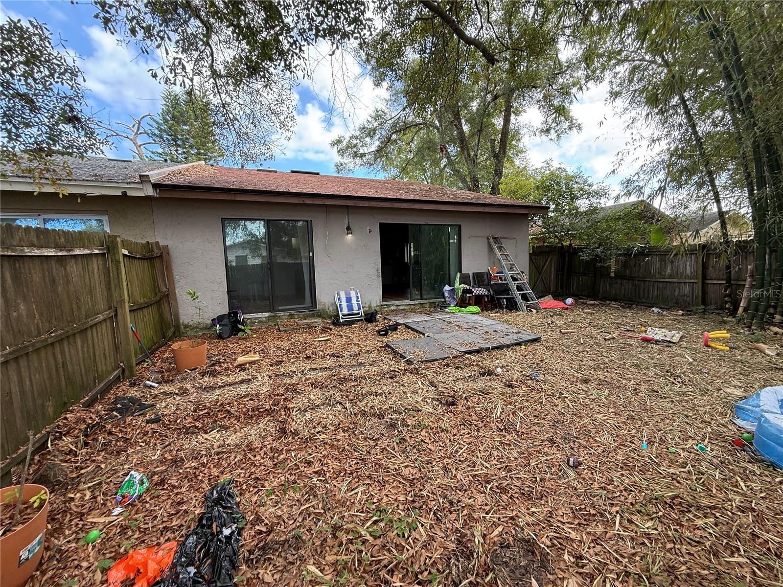 FAIRVIEW GDNS - Residential