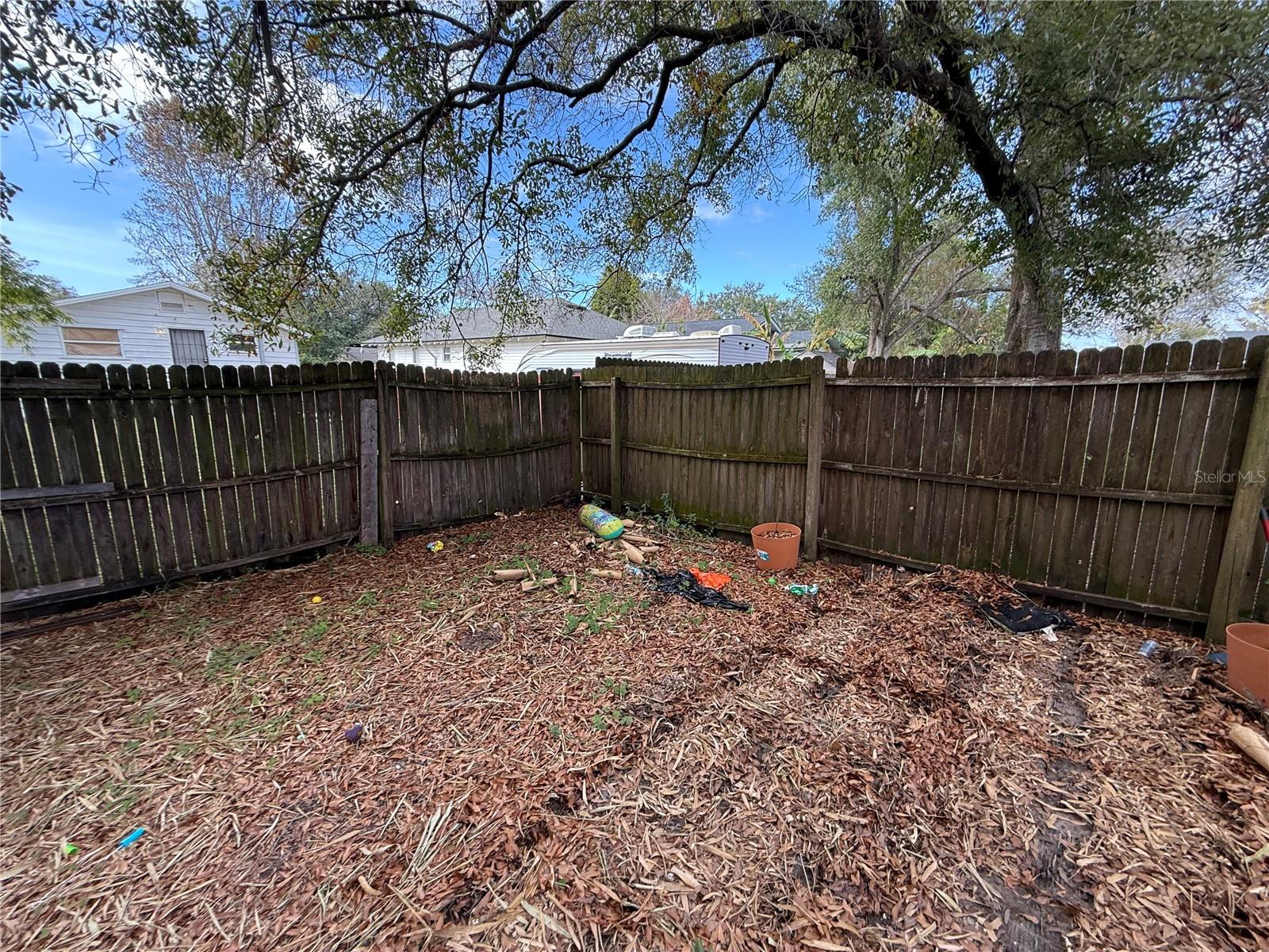FAIRVIEW GDNS - Residential