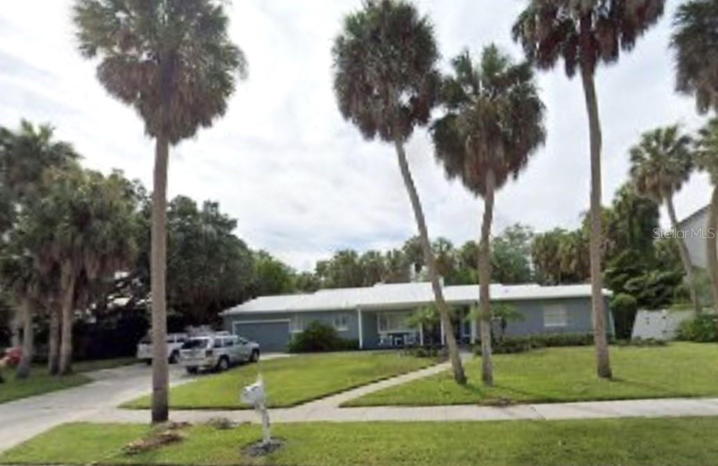 2606 S HAWTHORNE CIRCLE