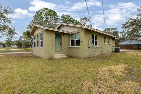 A home in DAYTONA BEACH