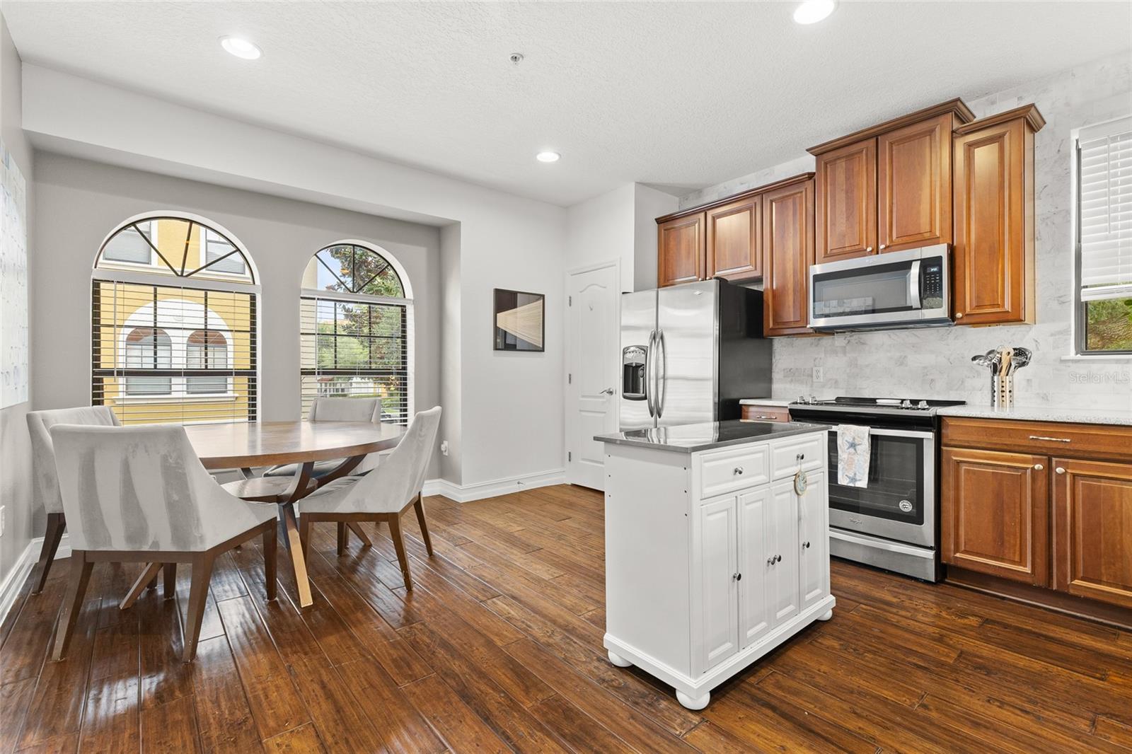 FOUNTAIN PARKE AT LAKE MARY - Residential
