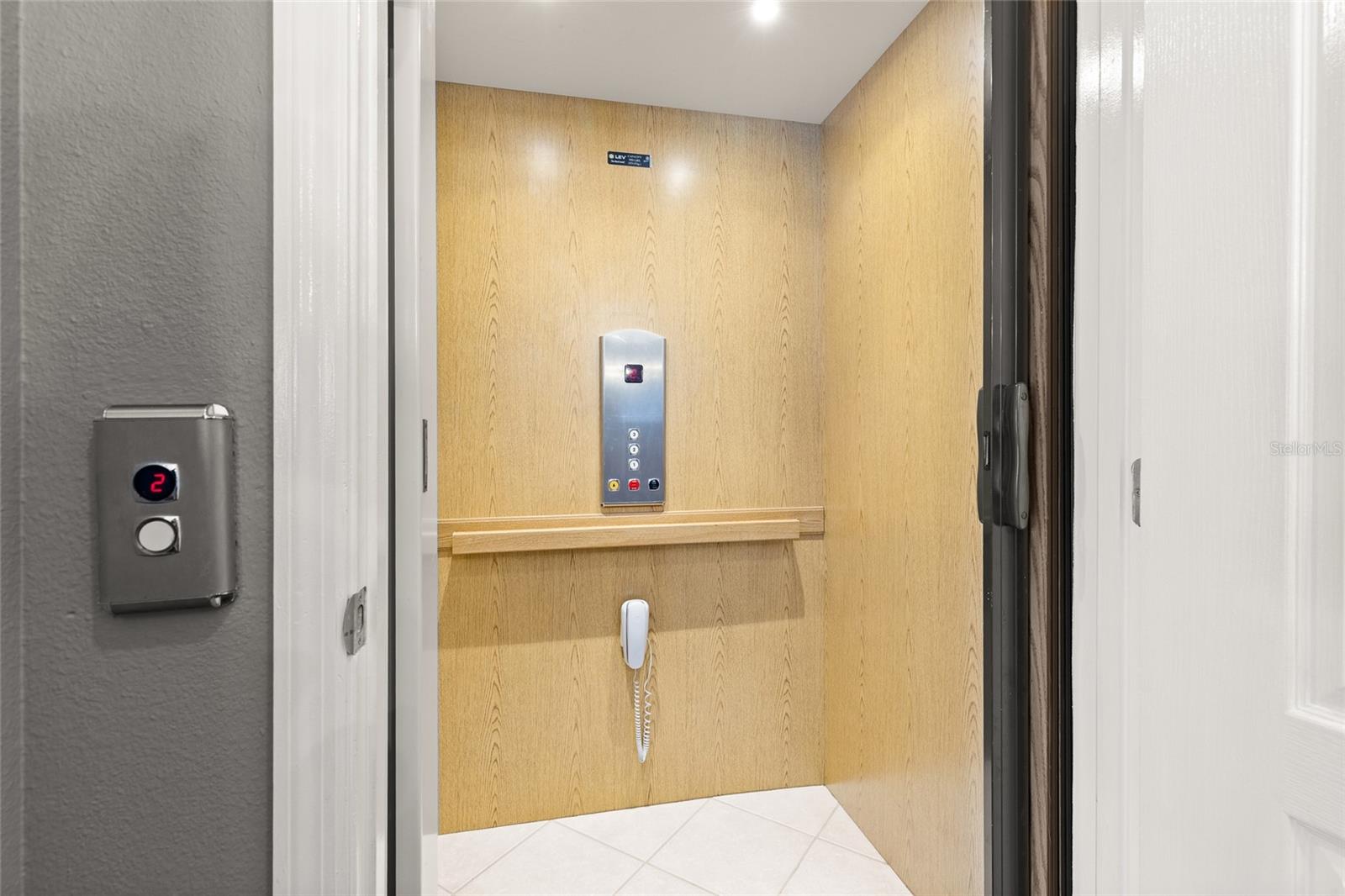 FOUNTAIN PARKE AT LAKE MARY - Residential