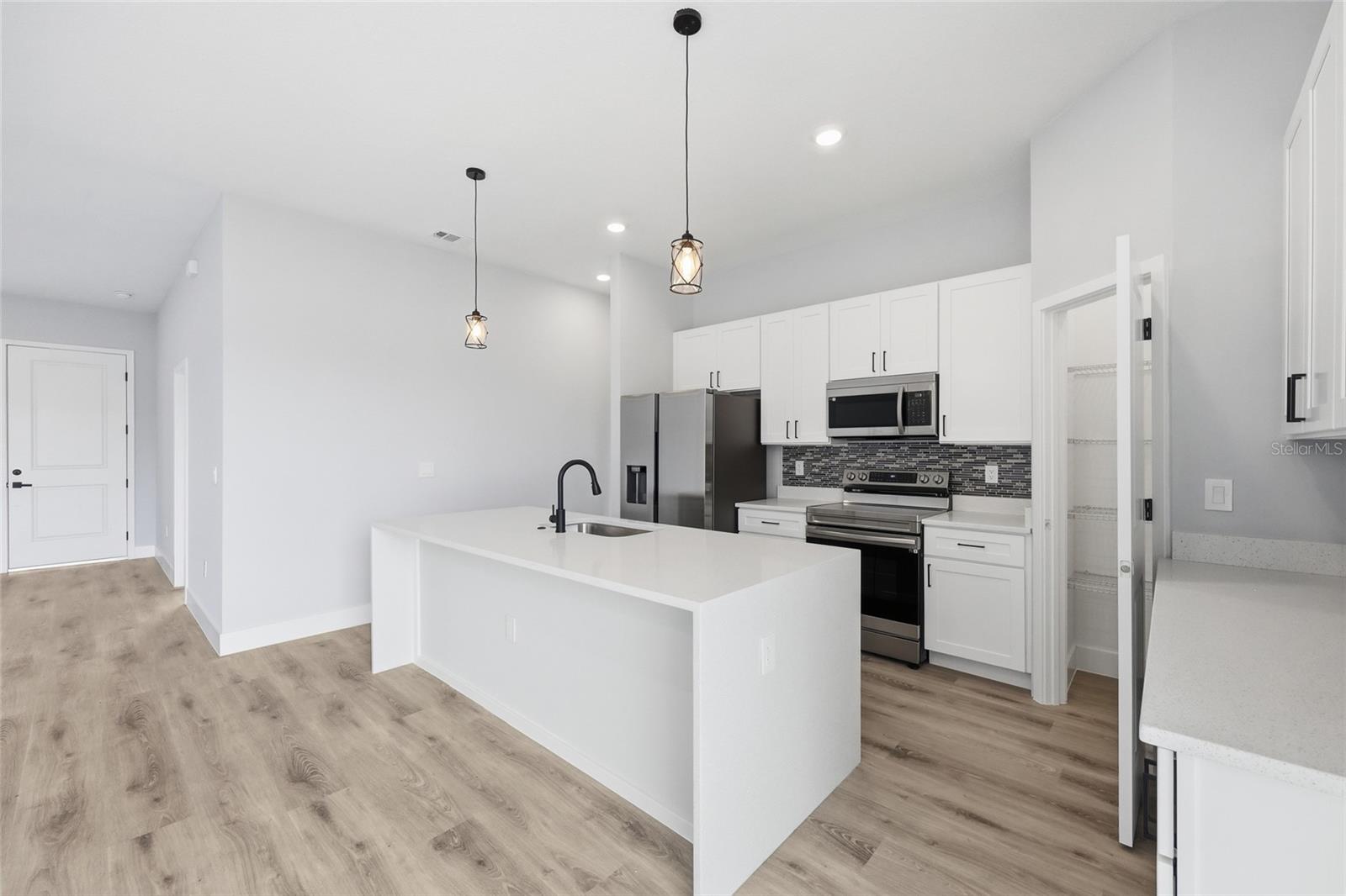 MARION OAKS UN 01 - Residential