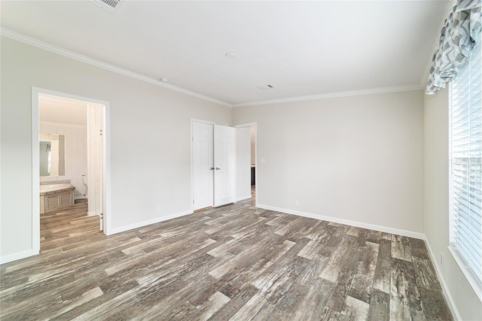 RAINBOW PARK UN 08 - Residential