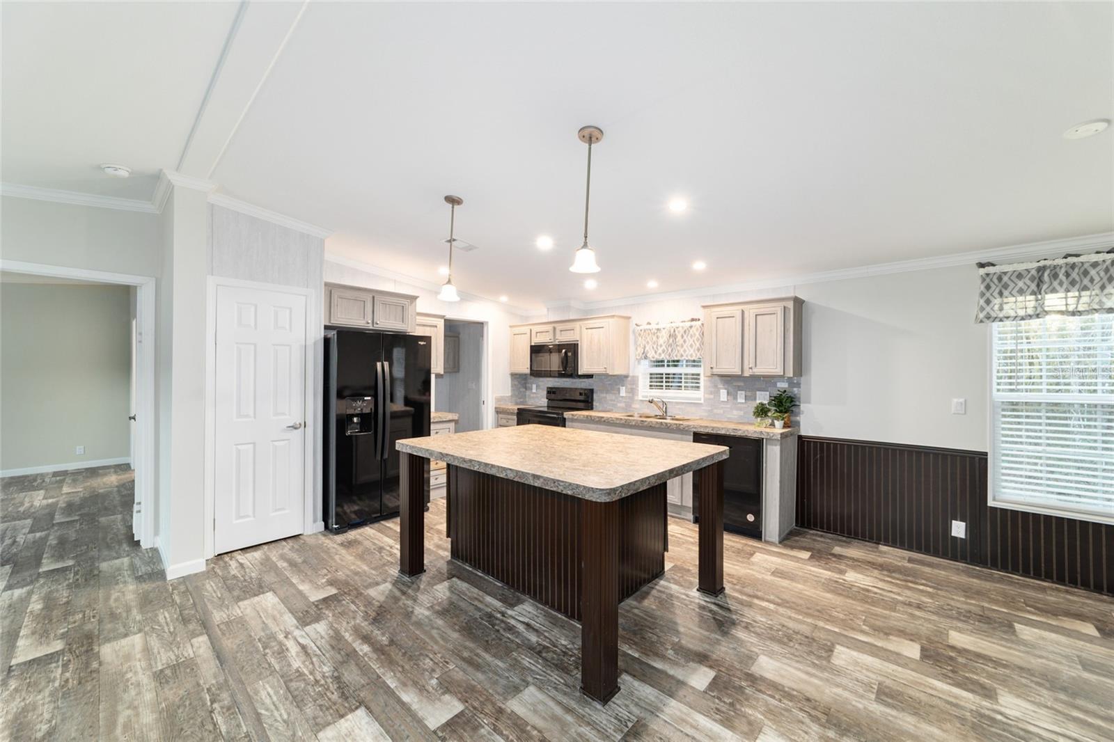 RAINBOW PARK UN 08 - Residential