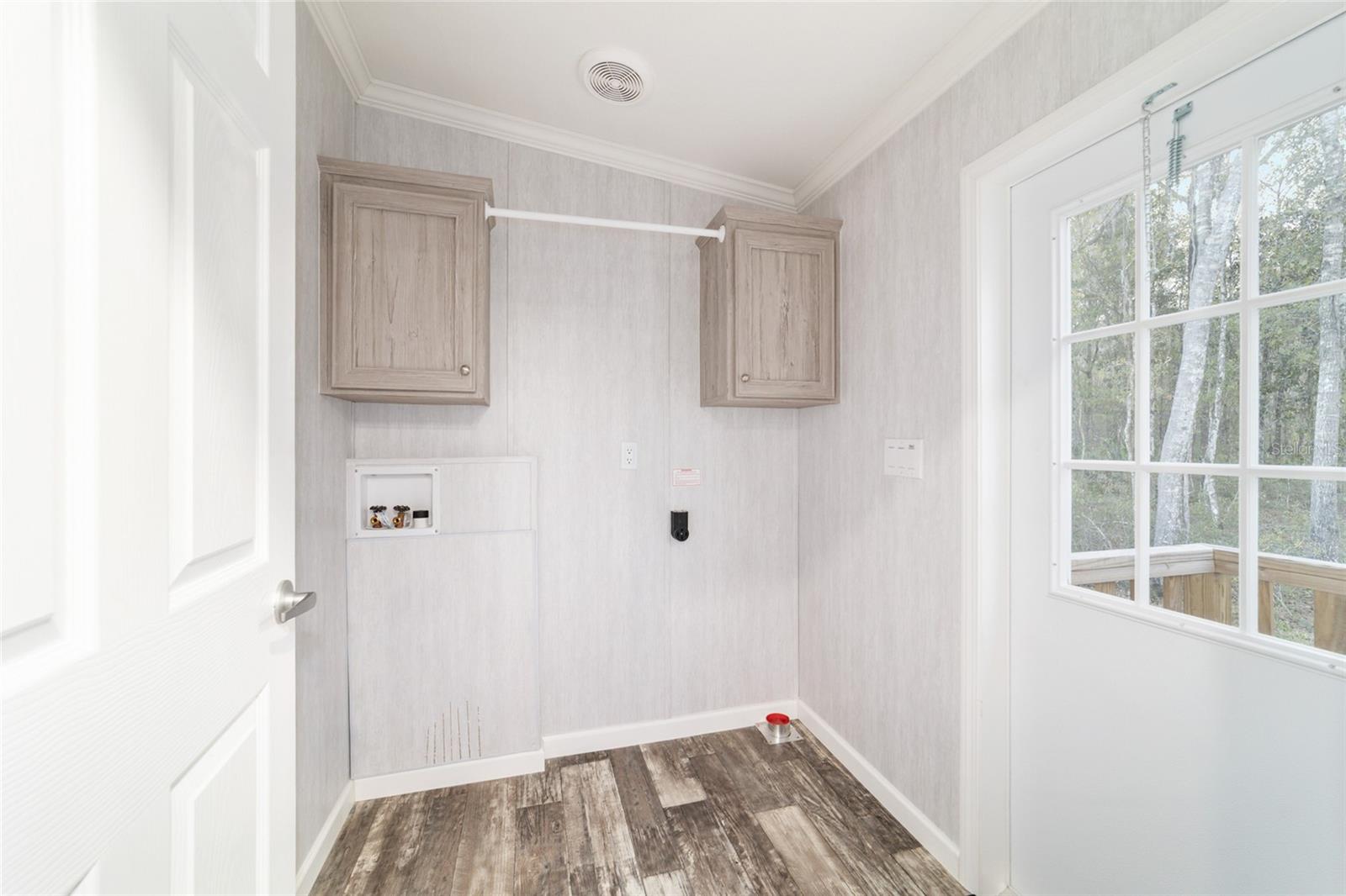 RAINBOW PARK UN 08 - Residential