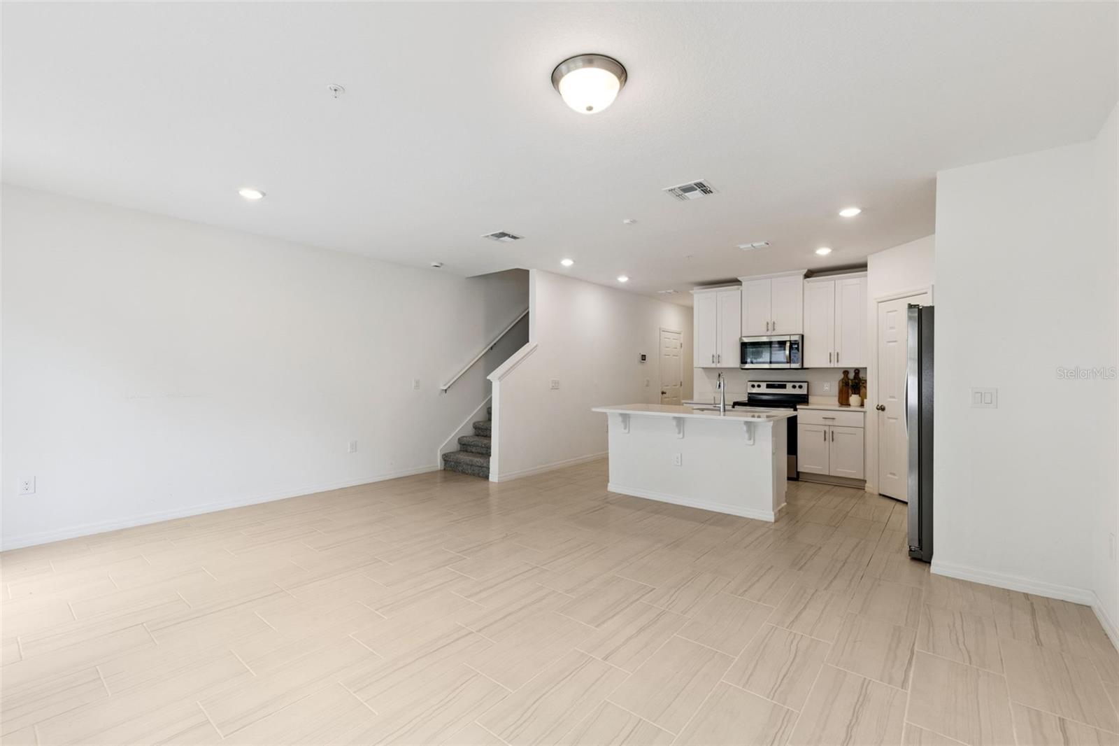 CHASE LANDING - Residential