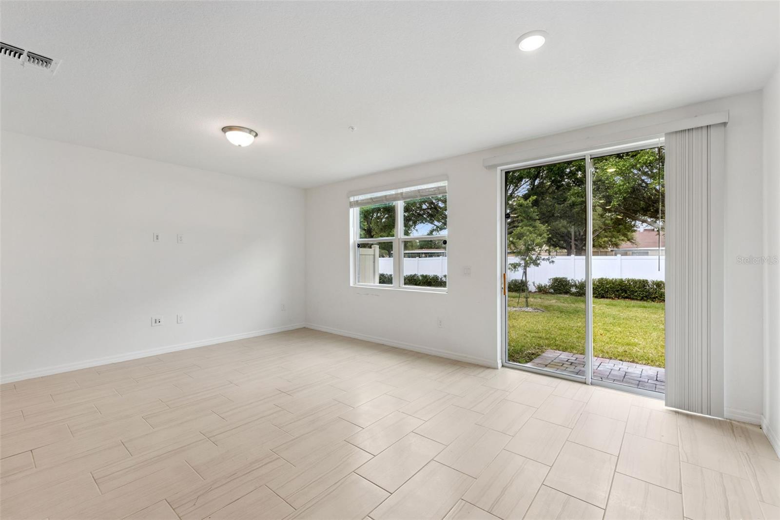 CHASE LANDING - Residential