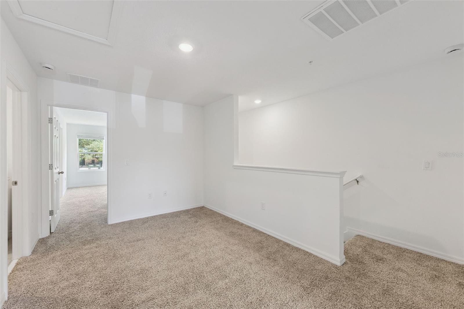 CHASE LANDING - Residential