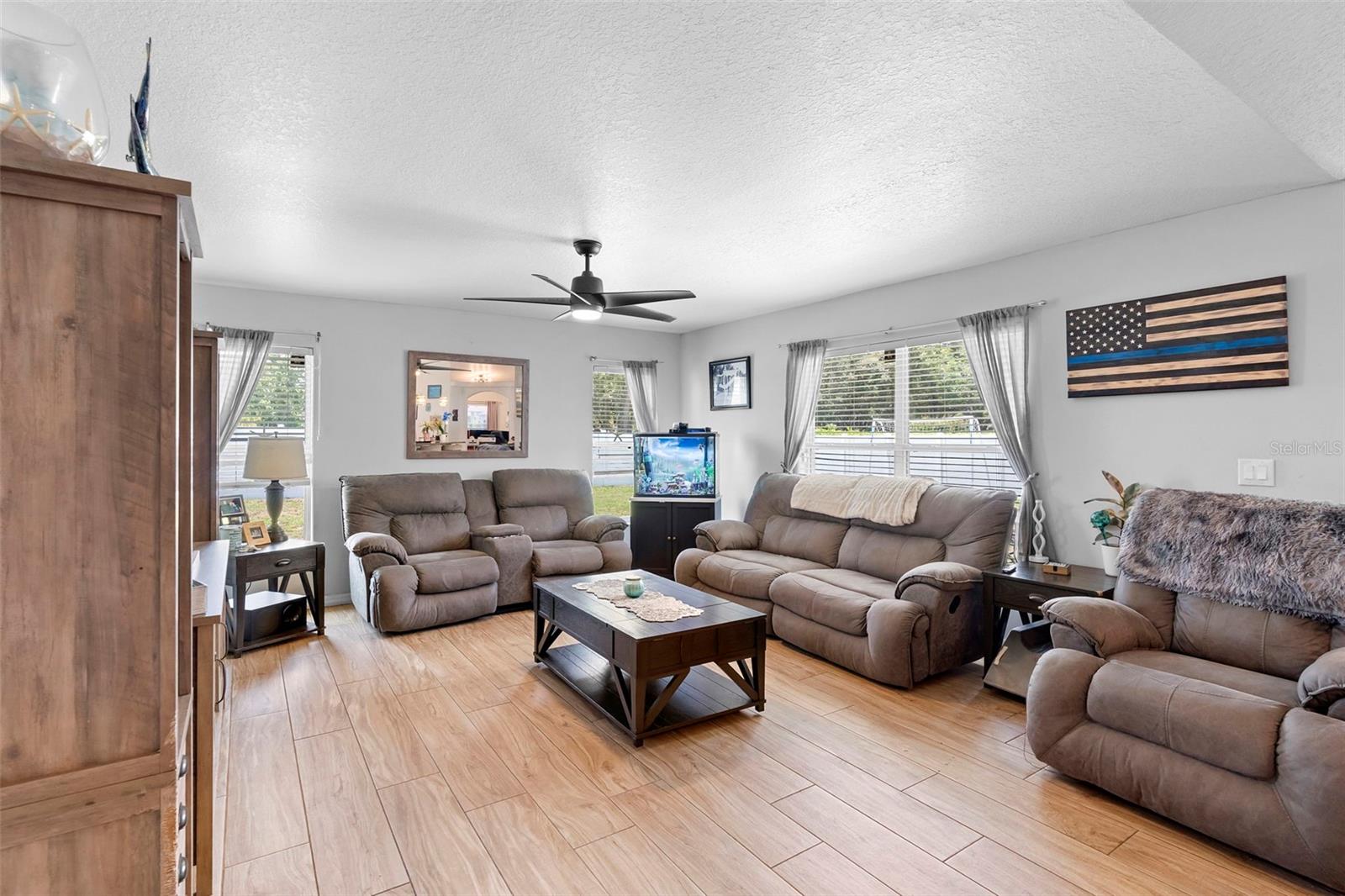 10800 CRESCENT RIDGE LOOP
