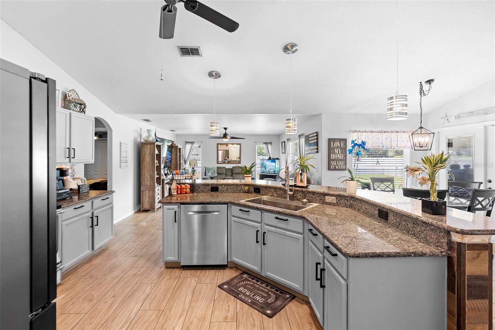 10800 CRESCENT RIDGE LOOP