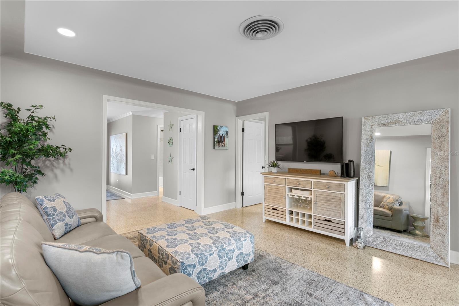 EUCLID PLACE - Residential