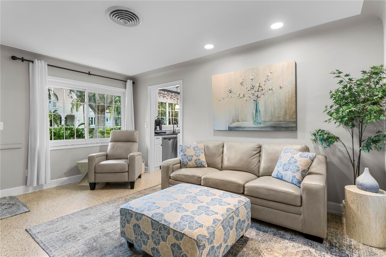 EUCLID PLACE - Residential