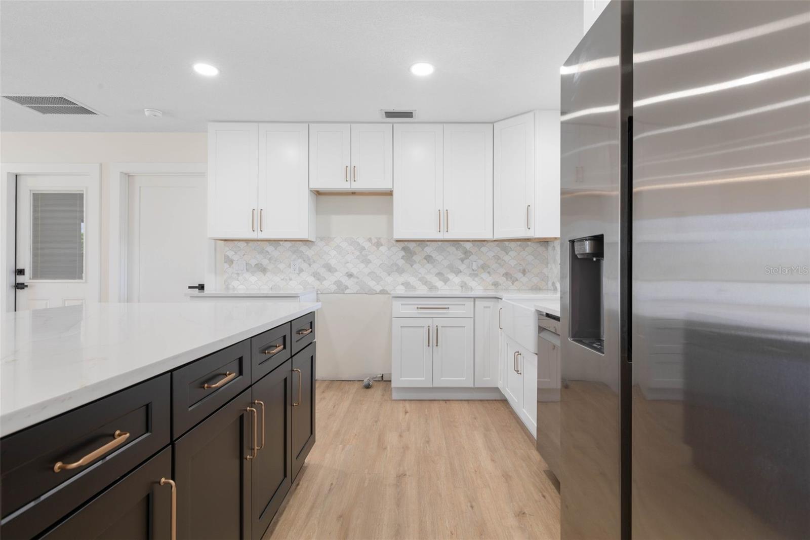 13 CLARENDON COURT S