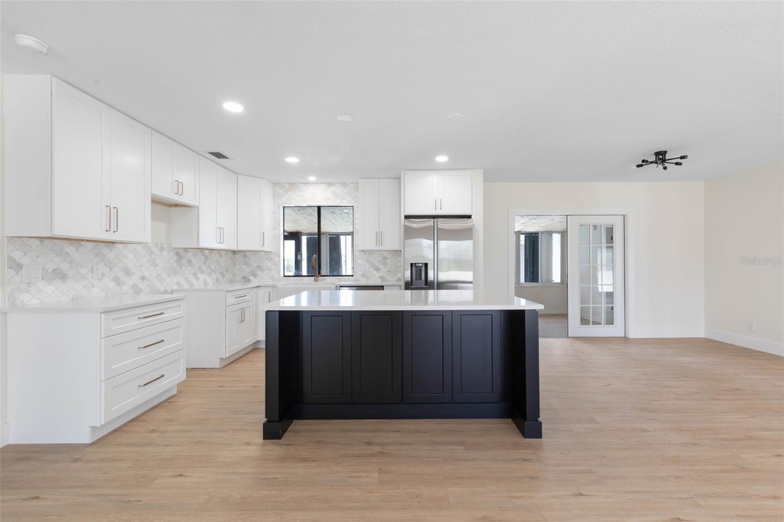 13 CLARENDON COURT S