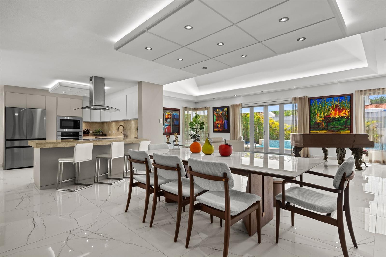 SABANERA DE DORADO - Residential