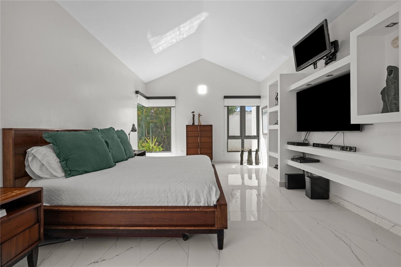 SABANERA DE DORADO - Residential