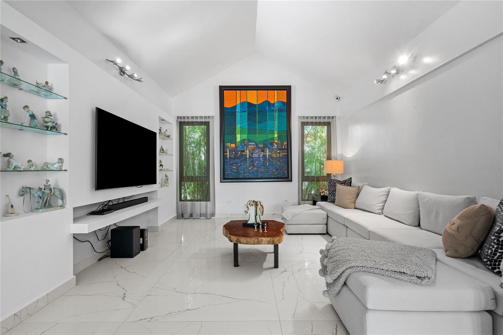 SABANERA DE DORADO - Residential