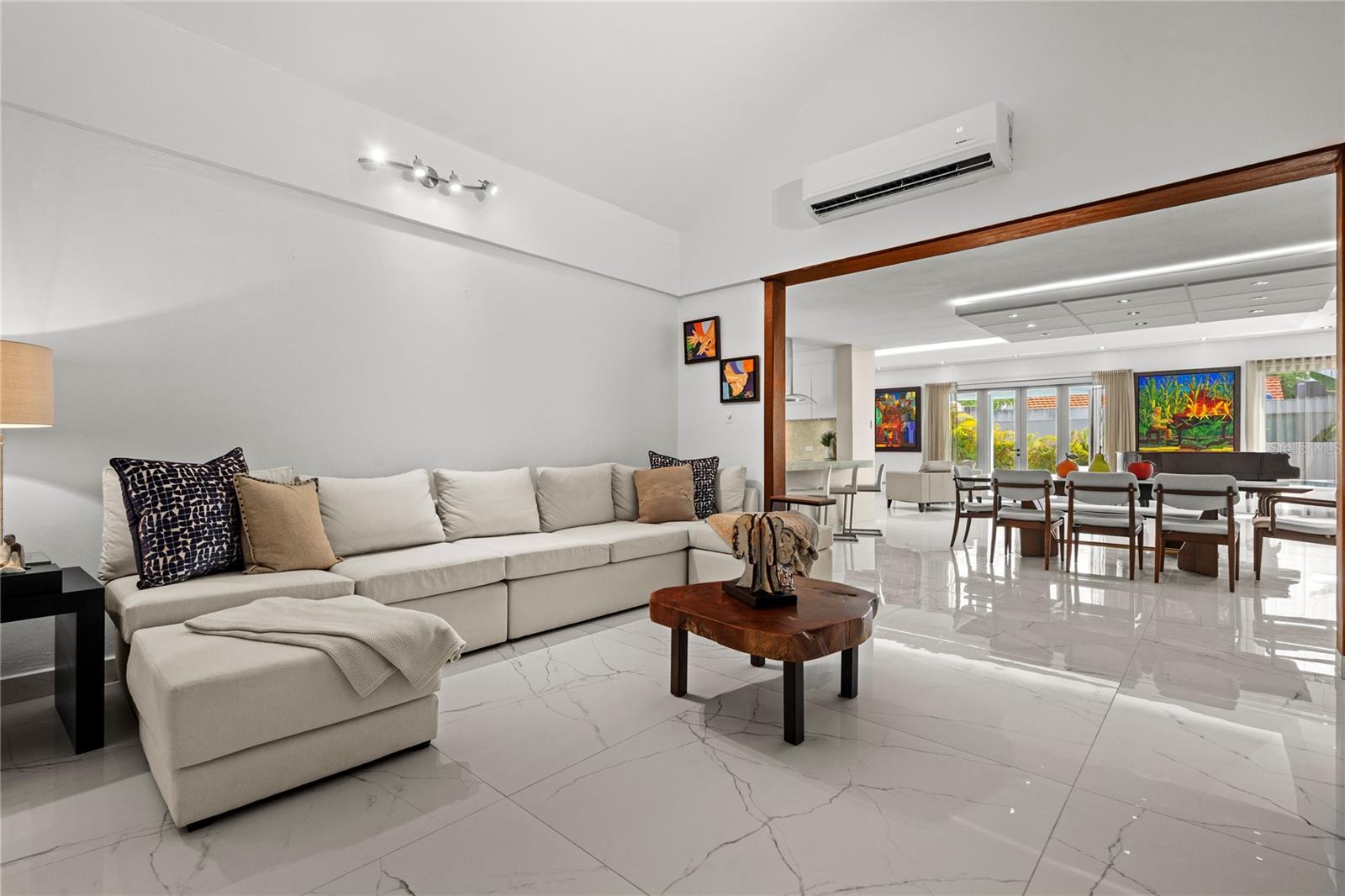 SABANERA DE DORADO - Residential