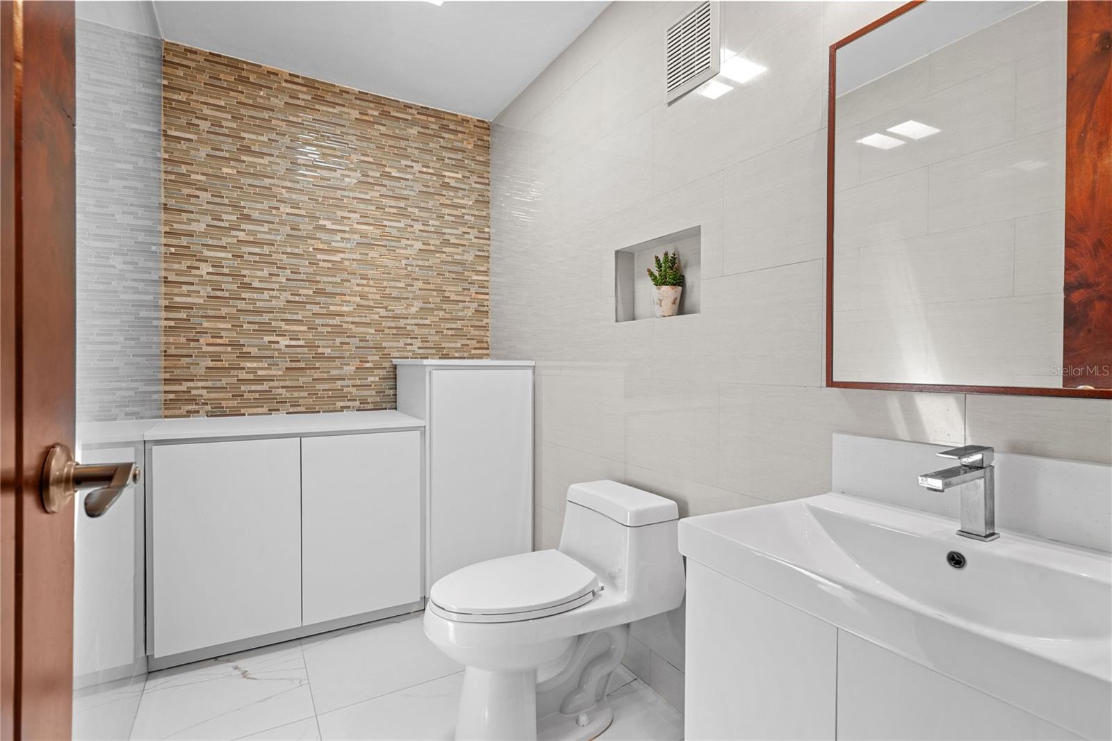 SABANERA DE DORADO - Residential