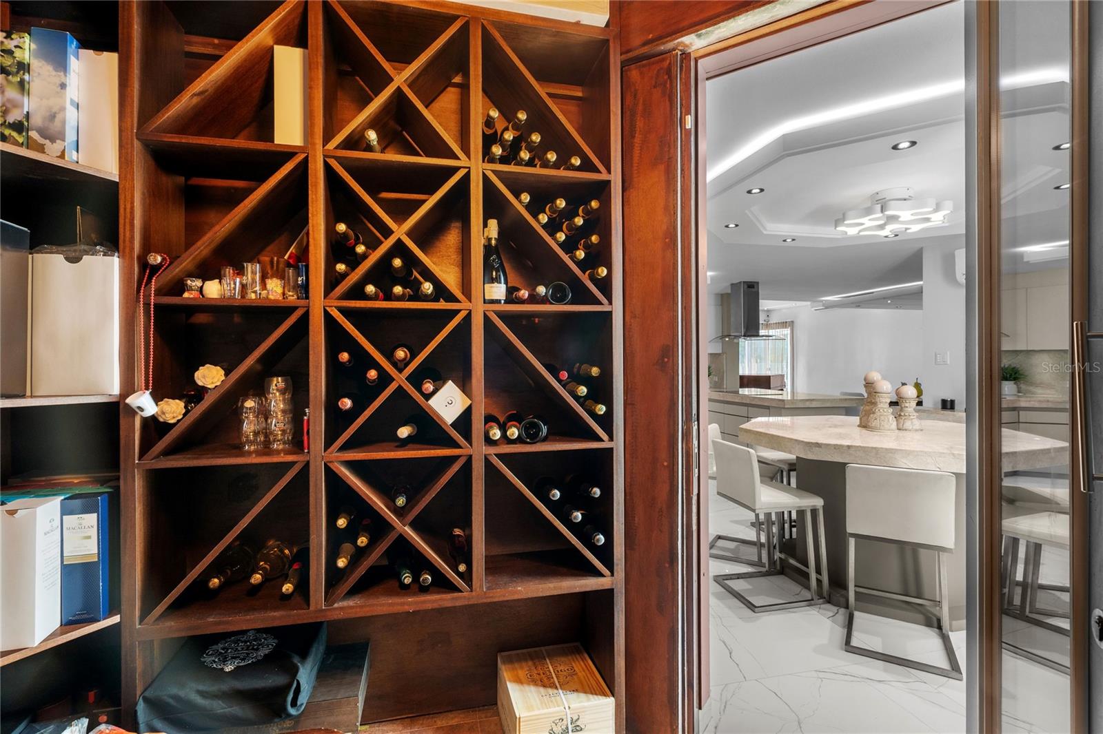 SABANERA DE DORADO - Residential