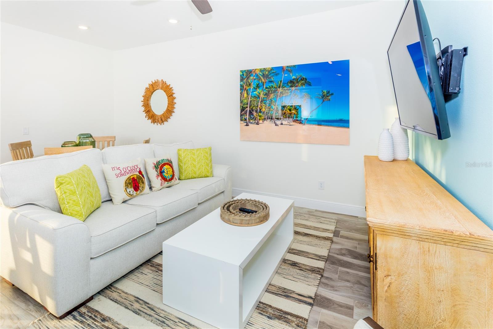 ROLLING OAKS PH 7 PB 30 PGS 167-169 LOT 92 - Residential