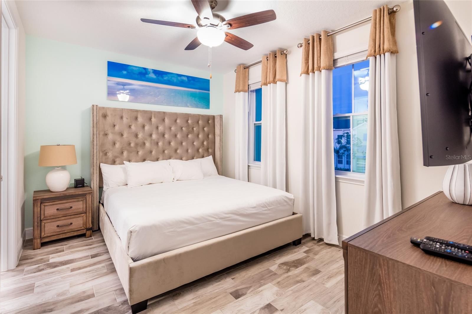 ROLLING OAKS PH 7 PB 30 PGS 167-169 LOT 92 - Residential