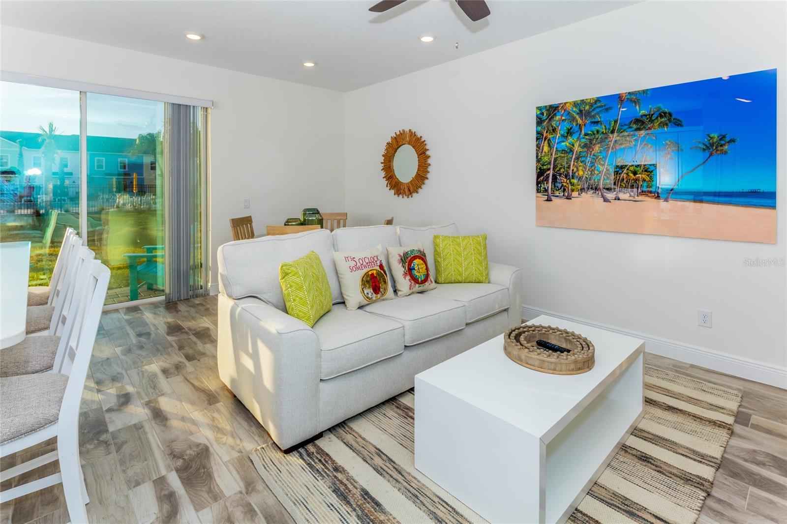 ROLLING OAKS PH 7 PB 30 PGS 167-169 LOT 92 - Residential